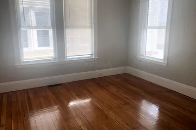 12 Lincoln Ave #1 1