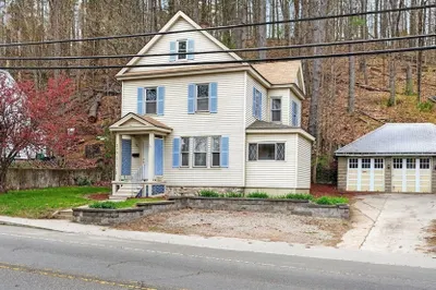279 S Main St