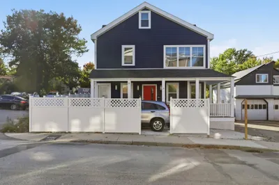 11 Beacon St 1