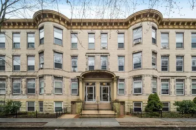 34 Winchester St #B