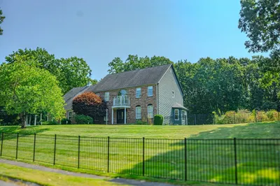 80 Jefferson Rd