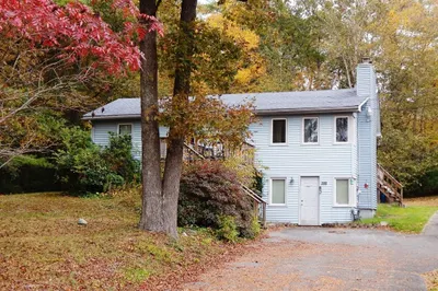 300 High Hill Rd 1