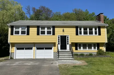 138 Forest St 1