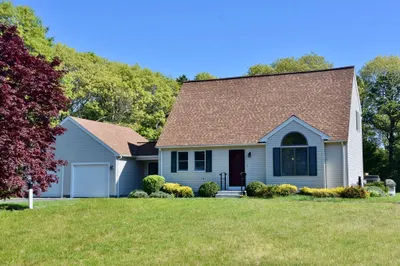 8 Great Rock Rd 1