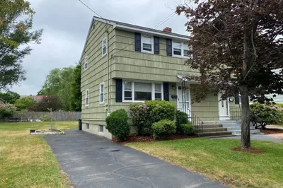 11 Bradford Rd #11 1