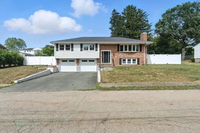66 Robinwood Rd