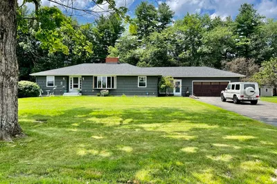 17 Shaker Rd 1