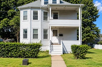 32 Hillside Avenue 1