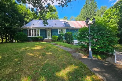 21 Old Belchertown Rd 1
