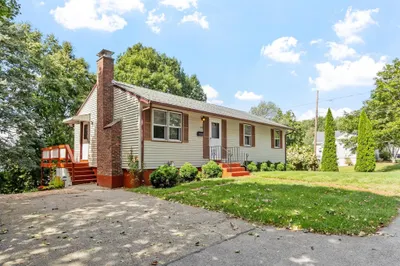 136 Ridge Rd 1