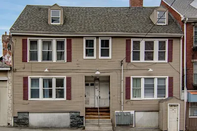 26 Cabot St