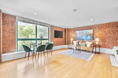 42 8th Street #1301