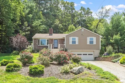 64 Carolyn Cir