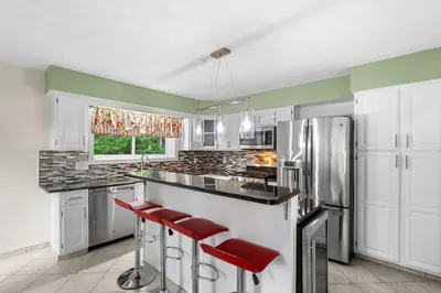16 Aurora Ln #16 1