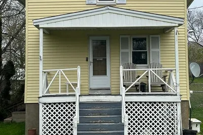 62 Hull St