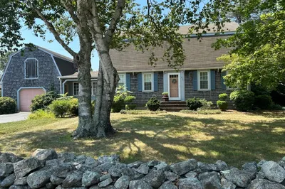 273 Main St 1