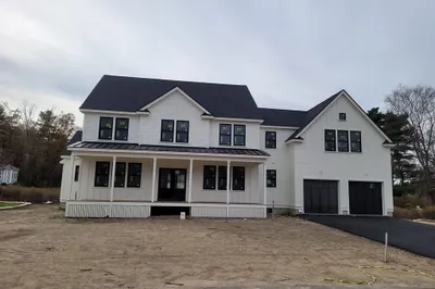 14 Litchfields Way 1