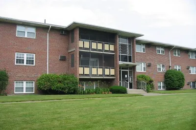 223 Rock Street #E5 1