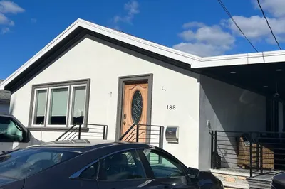 188 Lincoln Street #2