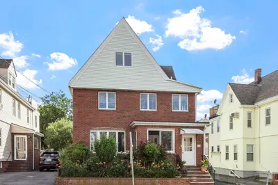 495 Main St 1