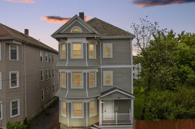 136 Nye Street 1