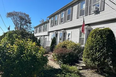 8 Bartlett Ave #5