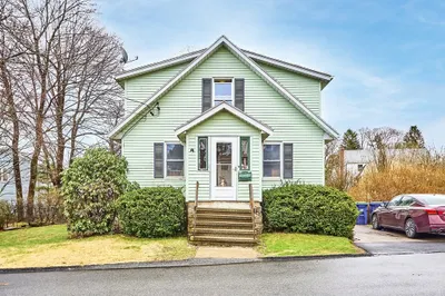 7 Somerville Ave 1