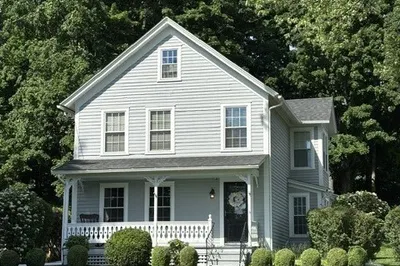 102 Miller St 1