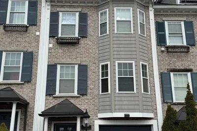 34 Johnson St #1
