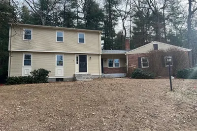 48 Chantilly Ct 1