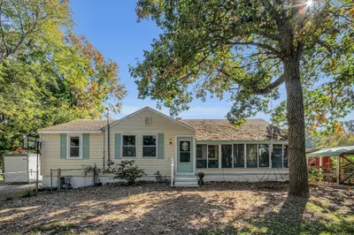 95 Ferry Rd