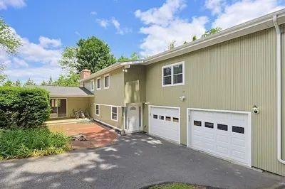 17 Churchill Road 1