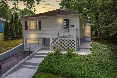 28 Windsor St