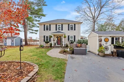 47 Faye Ave 1