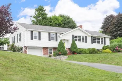 3 Longview Drive 1