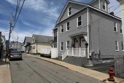 26 Abbott St #2