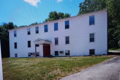 17 Southbridge Rd #2 1