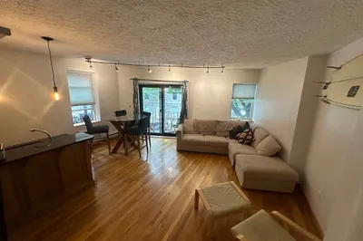328 Commercial St #24