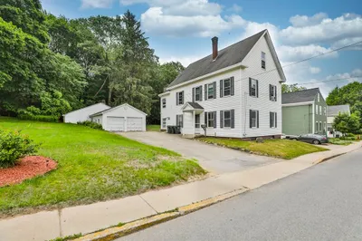 15 Oak St 1