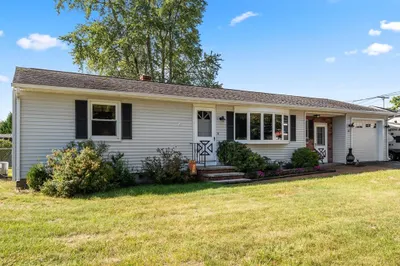 15 Carter Drive