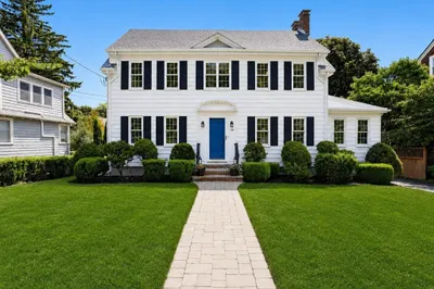 128 Watson Rd 1