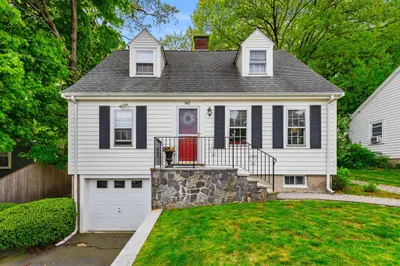 145 Gaston St.