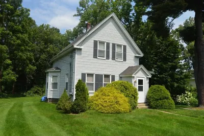 26 East Main St #1A 1
