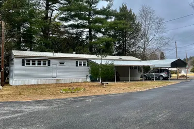 4 Fox Run Ln