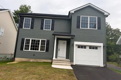 68 Homestead Ave 1