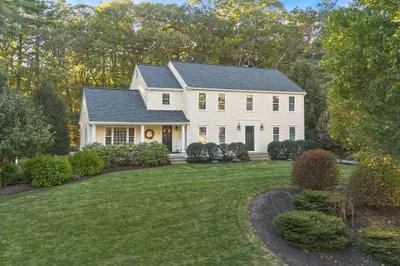 19 Lincoln Dr 1