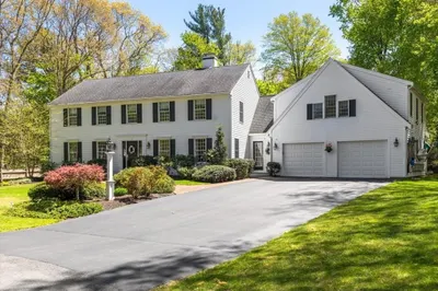 11 Cape Cod Lane