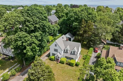 590 Hatherly Road 1
