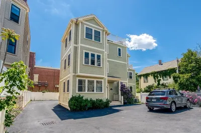 24 Custer St #1 1