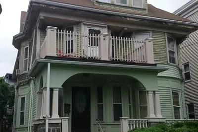 726 Columbia Rd 1